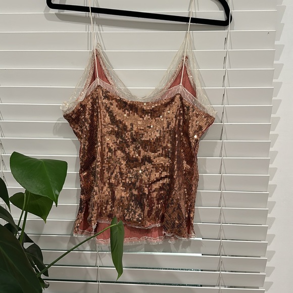 FREE PEOPLE ✨ Rose Gold and Lace Tank Top Medium - Picture 4 of 5